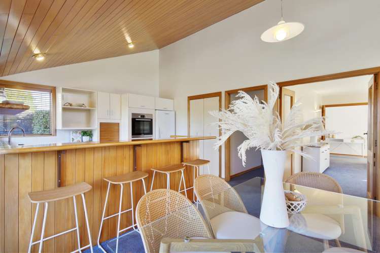 49b Regency Crescent Redwood_7