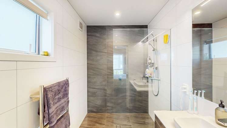 2/74 Jubilee Road Khandallah_9