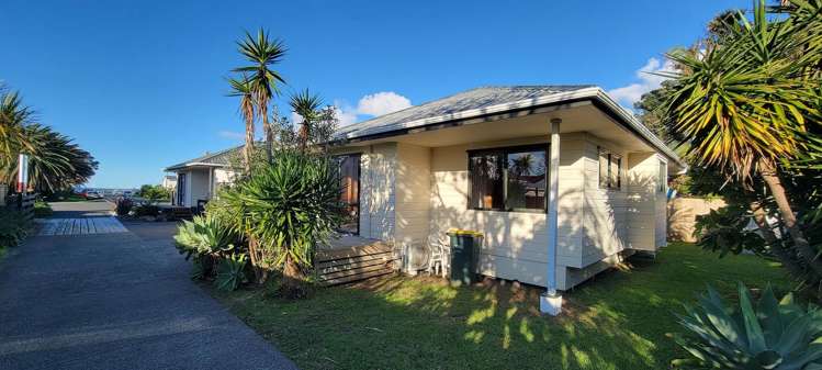 2/434 Hibiscus Coast Highway_0