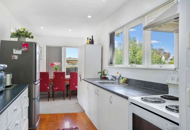 22 McClintock Road Massey_3
