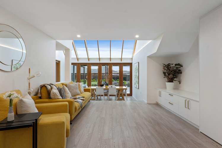 32 Oakwood Mews_5