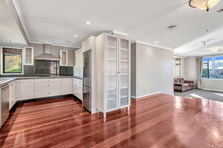 8 Doctors Hill Road Maungaturoto_24