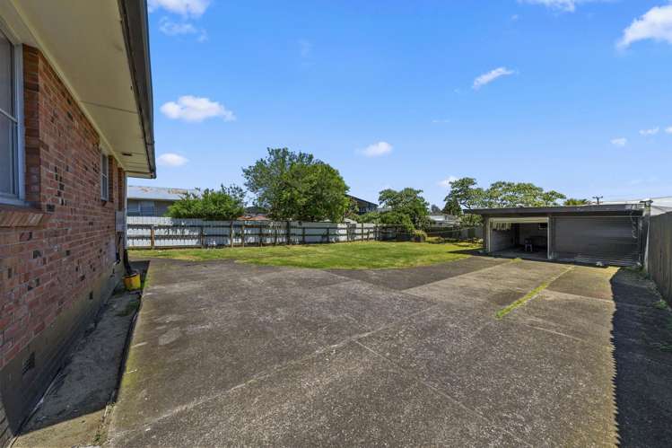 142 Preston Road Otara_15