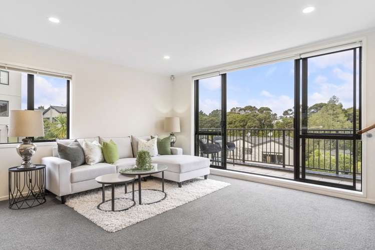 64/8 Flynn Street Birkdale_6