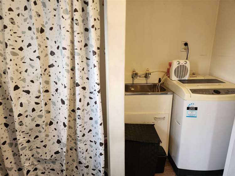 1/121 North Street Seaview_11