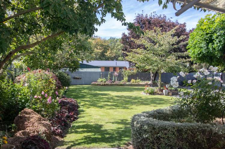 175 Middle Road Allenton_37