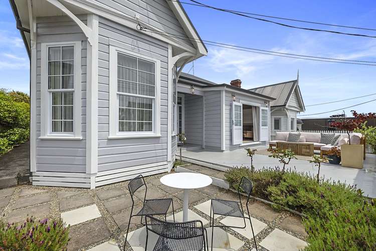 60 Gover Street New Plymouth_19