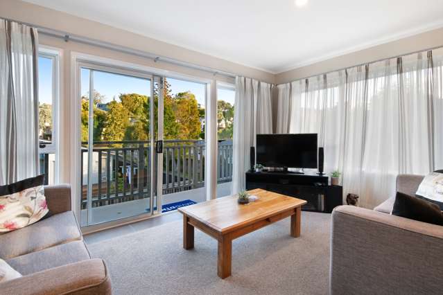 1/25 Orion Place Hillcrest_1