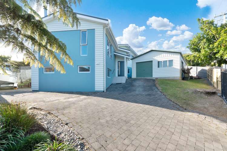 47 Taupo Street Green Bay_30