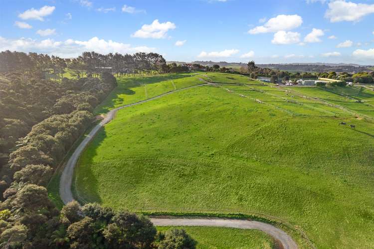 154 Muriwai Valley Road Waimauku_6