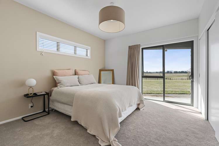 661 Cornwall Road East Taratahi_5