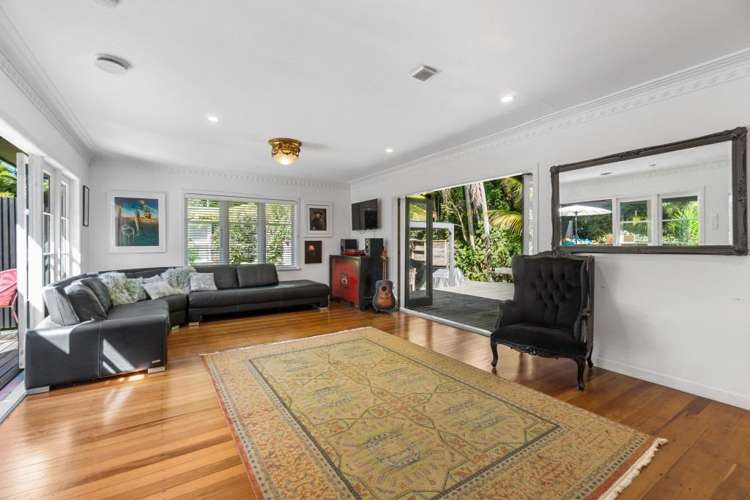 31 Valley Road Titirangi_3
