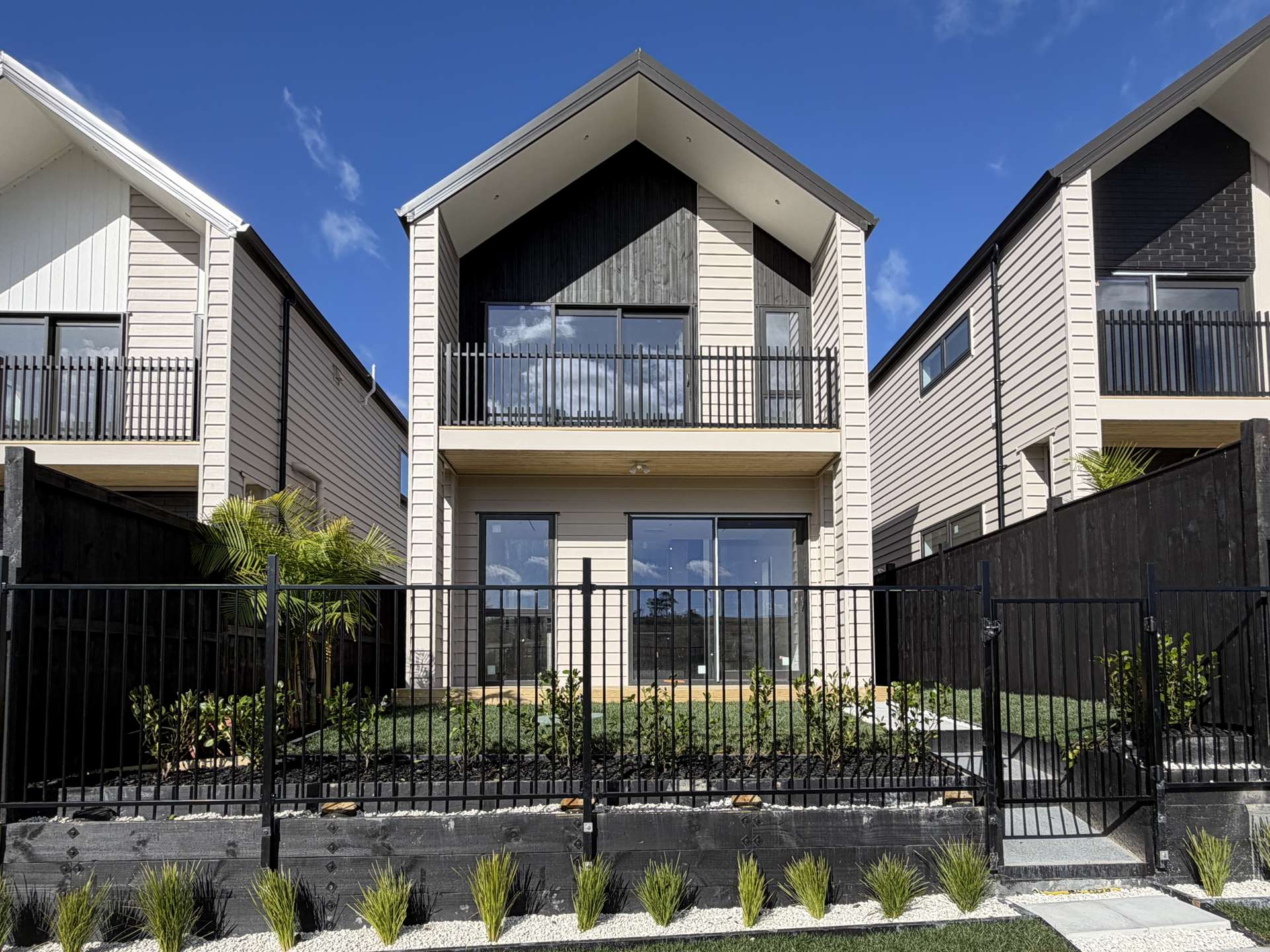 329 Te Taruna Drive Milldale_0