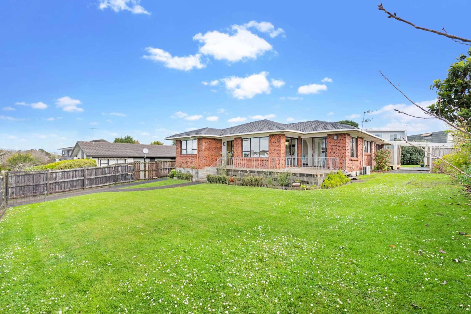 49 Luton Avenue Sunnyhills_0