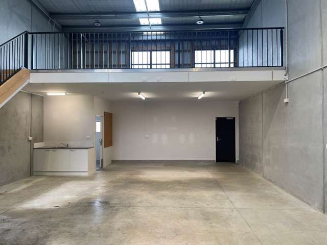 Unit 22/36 Peters Way Silverdale_4