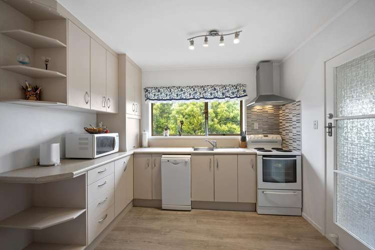 52B Manuka Road Glenfield_6