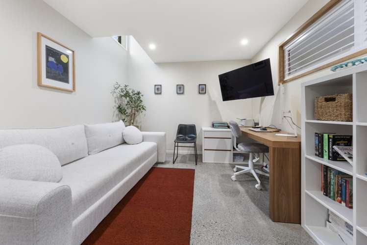 16 Arataki Views Way Glen Eden_20