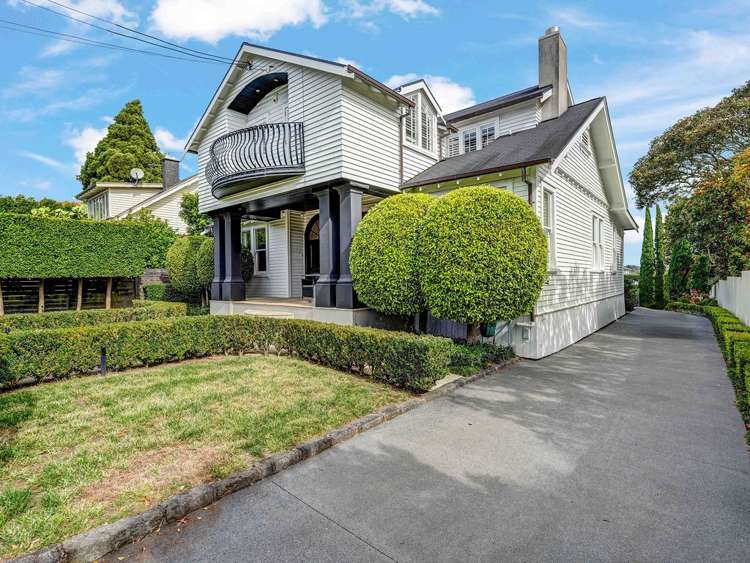 10 Upland Road 1776_17