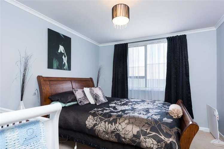 97 Cleghorn Street Redwoodtown_8