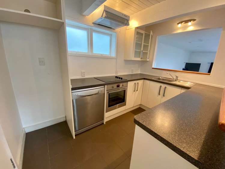 2/38 Kitchener Road Milford_8