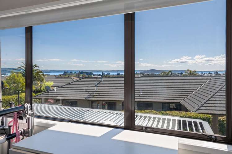 24 Stafford Rise Owhata_22