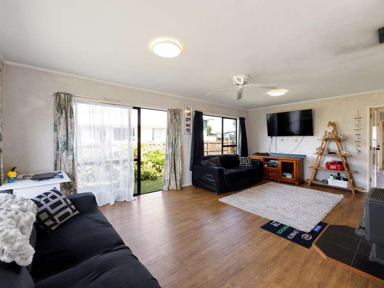 19 Elmwood Crescent Pukete_14