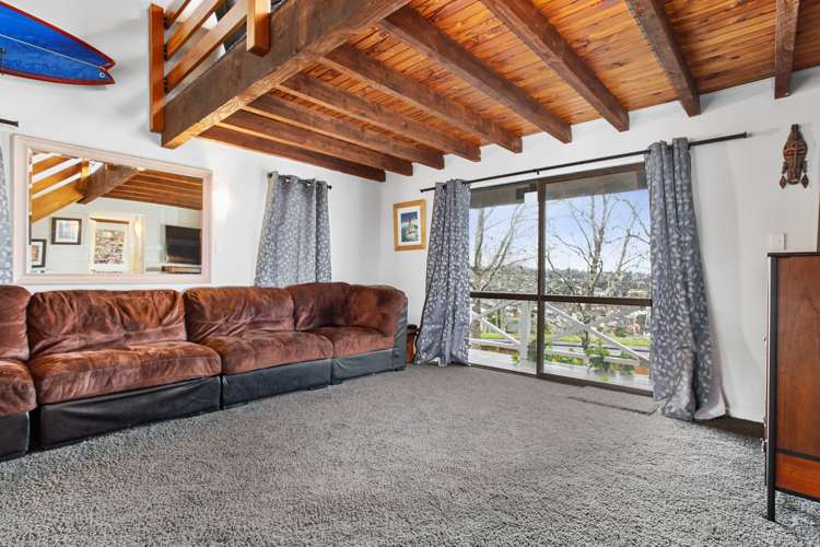 2 Raelene Place Massey_7