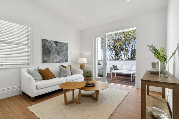 4 Clarence Road Northcote Point_13