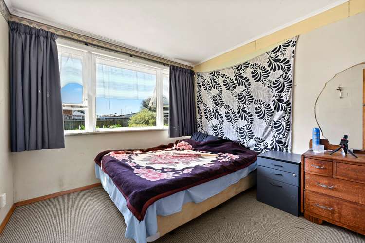 27 Halberg Crescent Chartwell_9