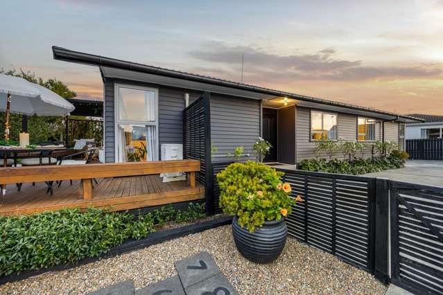 Irresistible Charm Backing Onto Lloyd Elsmore Park