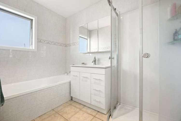 33 Luton Avenue Sunnyhills_16