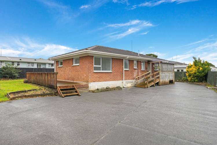 92 Kayes Road Pukekohe_12