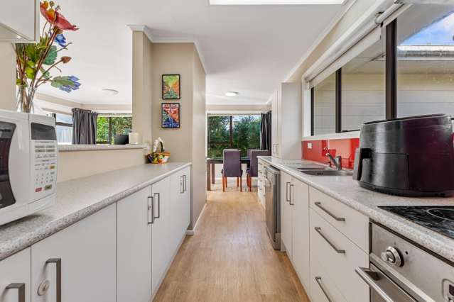 81 Taylor Road Mangere Bridge_2