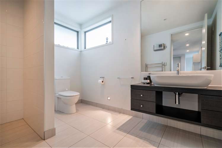 7 Triumph Dell Pauanui_21