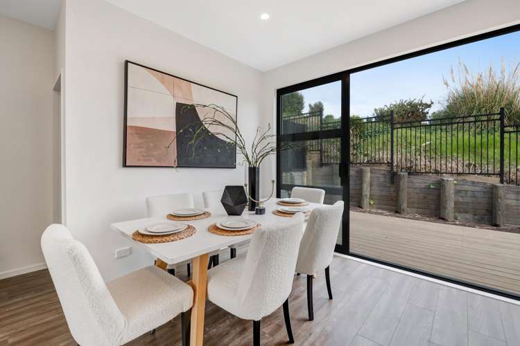 6 Pleasant Way Matakatia_5