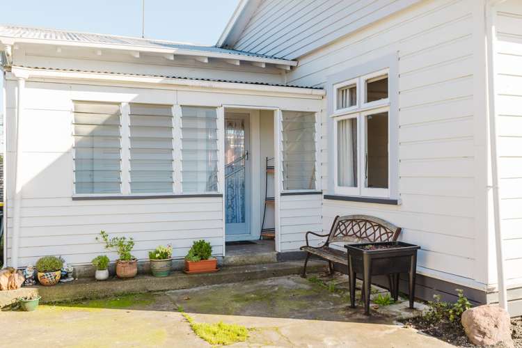 87 Tyndall Street Pahiatua_13