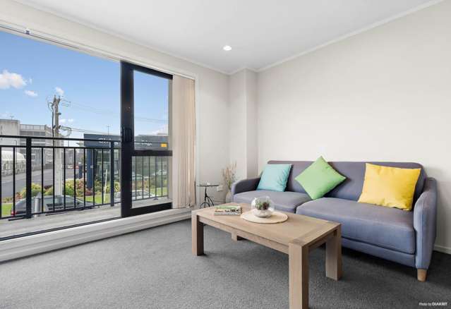 1/22 Normanby Road Mount Eden_2