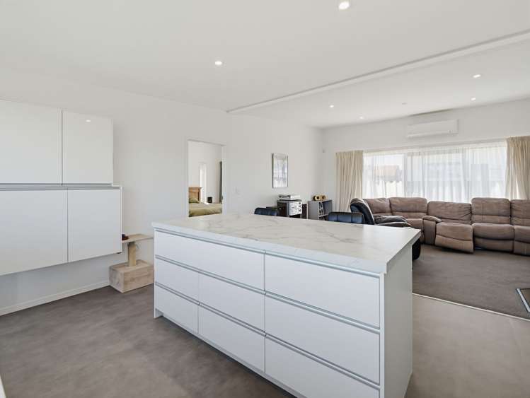 84 Racecourse Road Waipukurau_8