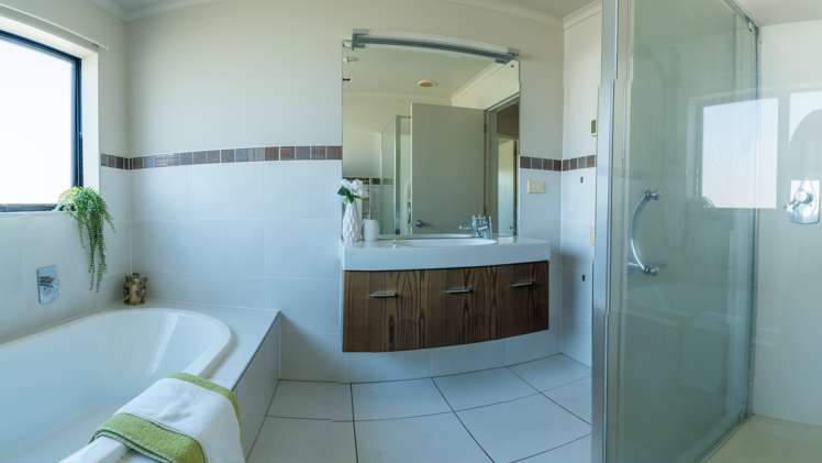 24 Ngahue Drive Stonefields_43