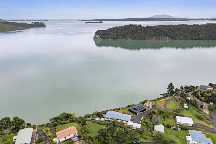 10 Whiteley Place Taharoa_5