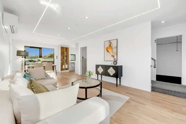 6&7/44 Gibraltar Street Howick_2