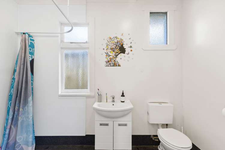 48 Emano Street Toi Toi_9