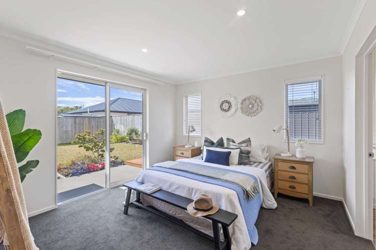 5 Chertsey Street Richmond_14