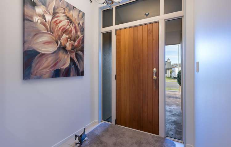 53 Templemore Drive Richmond_11