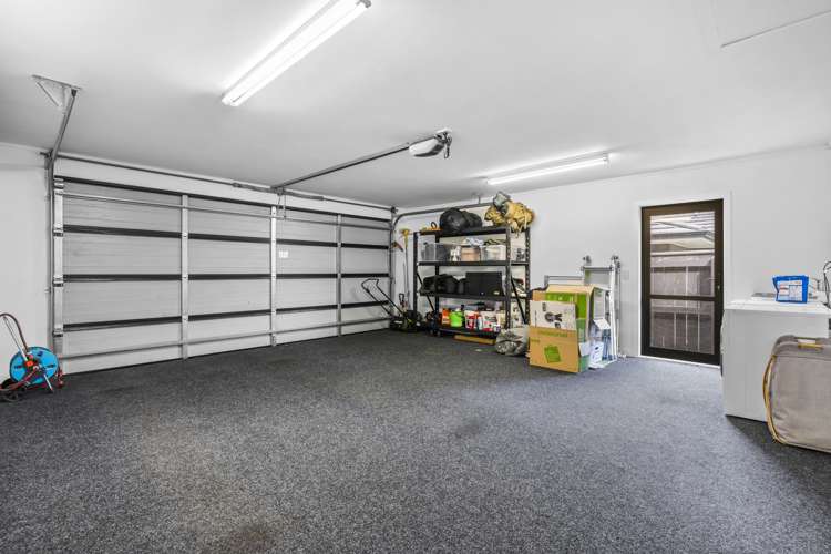 9 Cory Jane Grove Riverstone Terraces_16