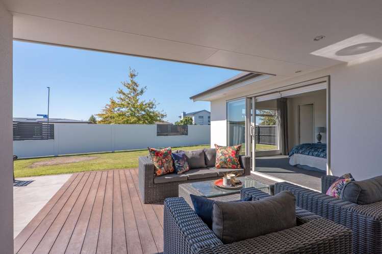 1 Faulks Drive Lincoln_18