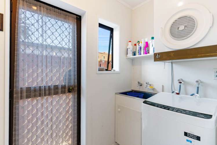 2/30 Rutland Road Mount Wellington_13