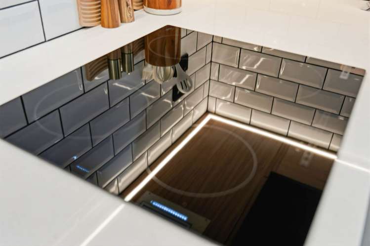 13 Torino Street Pt England_12