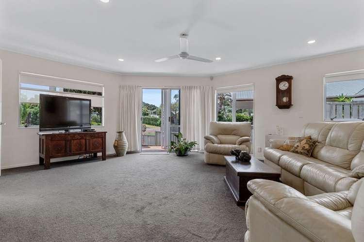 4 Claxton Avenue Pauanui_15