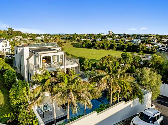 Concrete family oasis in St Heliers